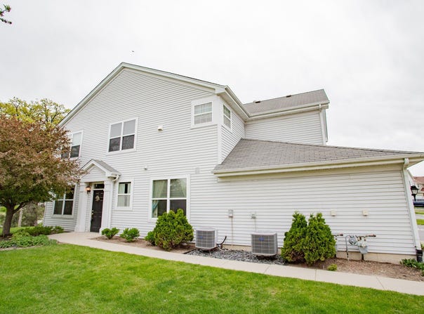 1208 WAVERLY Drive, Volo, IL 60020