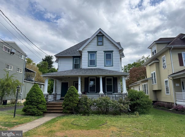 36 W CEDAR Avenue, MERCHANTVILLE, NJ 08109