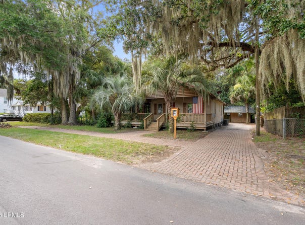 1111 14th Street, Port Royal, SC 29935