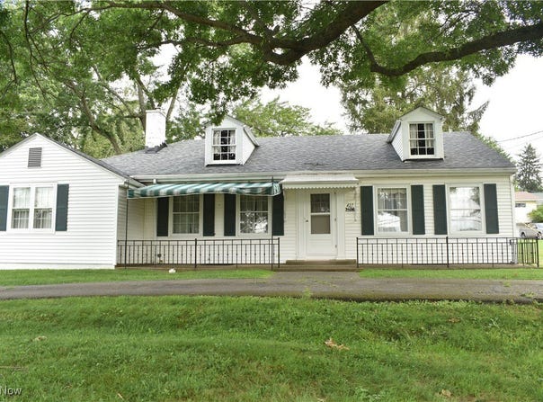 427 Harding Road, Zanesville, OH 43701