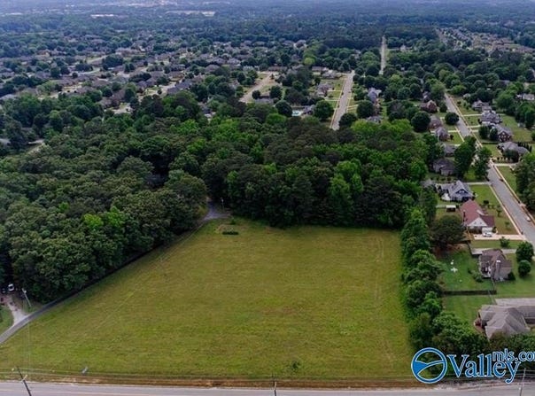 612 Indian Creek Road, Huntsville, AL 35806