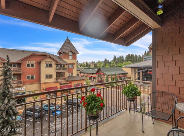 2050 N Main St, Coeur d'Alene, ID 83814