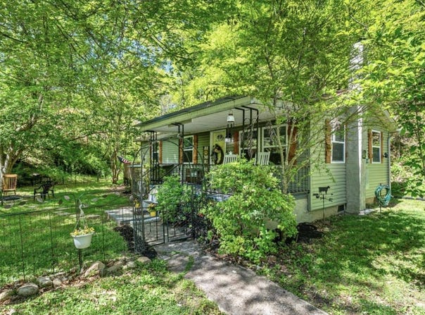 2317  Brown Rd, Knowxville, TN 37920