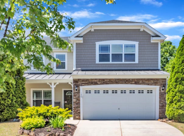 120 Cobblebrook Court, Holly Springs, NC 27540