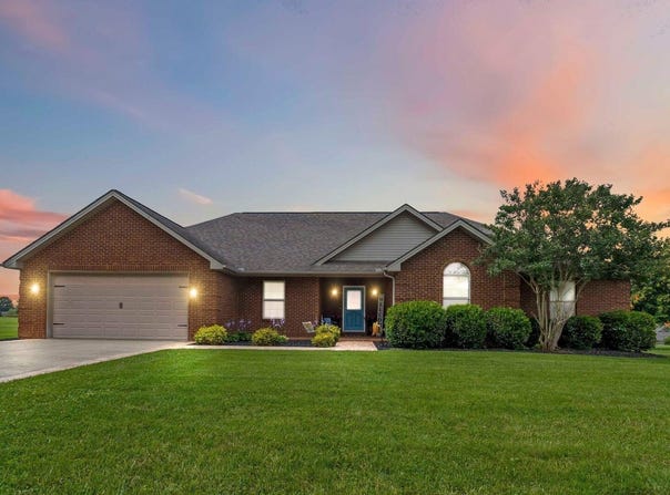 468 Whisper Woods Drive, Somerset, KY 42503