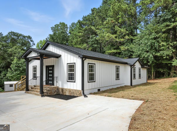 2048 Sugar Pike, Woodstock, GA 30188