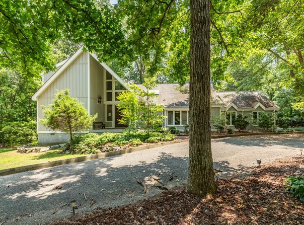 32 Whitley Drive, Chapel Hill, NC 27517