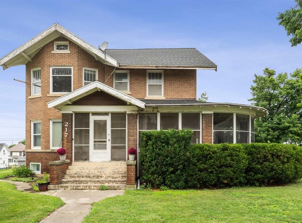 217 2nd Street, Gladbrook, IA 50635