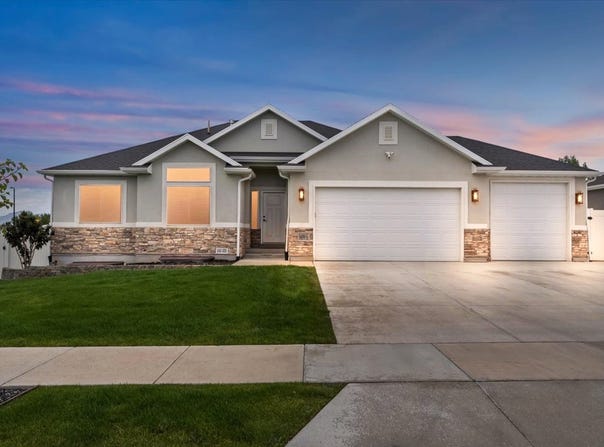 8499 S BOULDER CREEK W, West Jordan, UT 84081