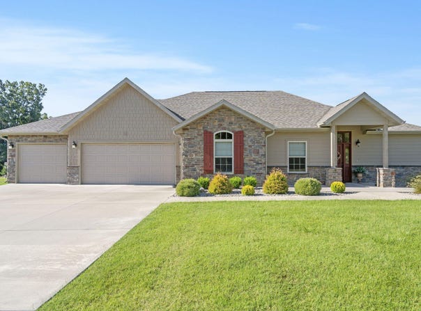 279 Three Pines Circle, Reeds Spring, MO 65737