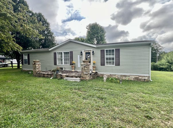 4265 Willailla Road, Brodhead, KY 40409