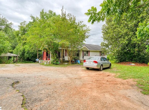 480 Old Georgia Road, Moore, SC 29369