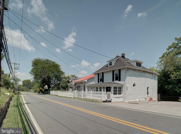 511 OLD NORTH POINT ROAD, BALTIMORE, MD 21224