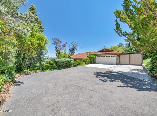 3495 W Plumb Lane, Reno, NV 89509