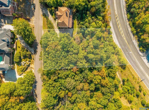 7724 Donegal Drive, Huntsville, AL 35802