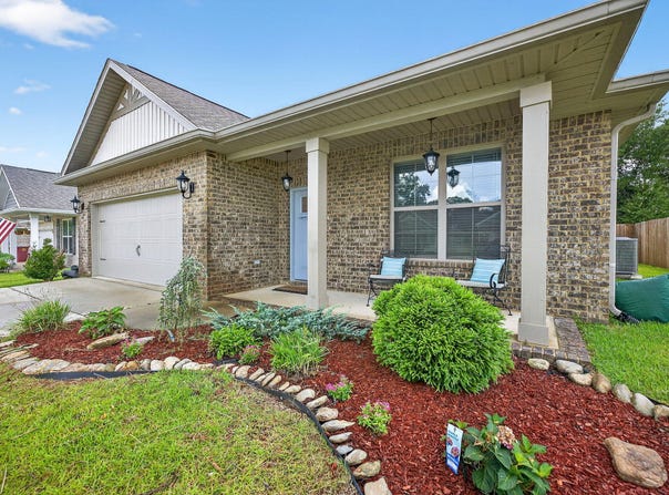 5577 Caden Court, Pace, FL 32571