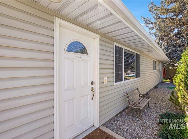 115 Brooklane W, Twin Falls, ID 83301