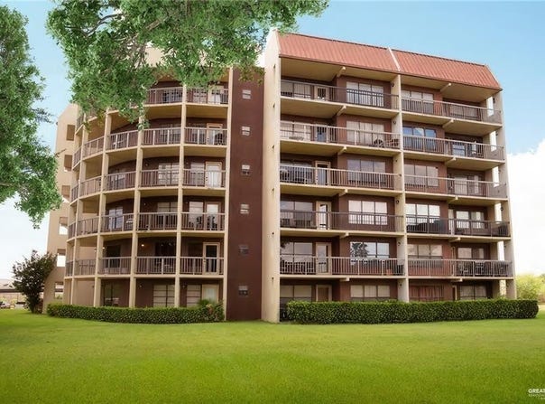 2900 Ashley Drive, Pharr, TX 78577