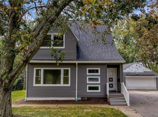 205 Center Road, Bedford, OH 44146