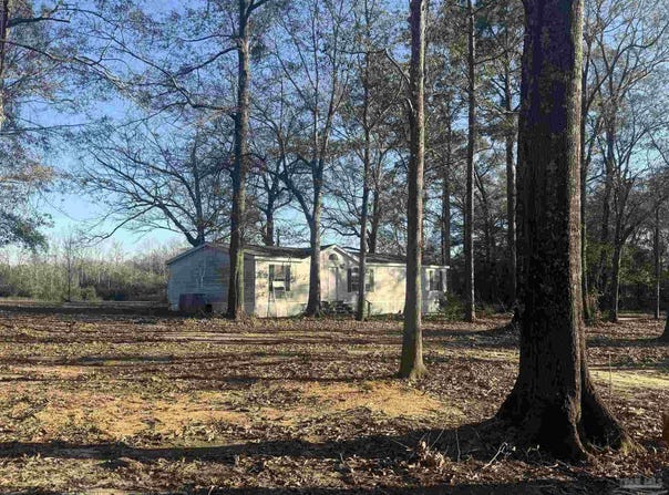 3308 Deloach Ln, Milton, FL 32570