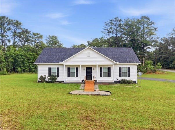164 Miracle Drive, Eutawville, SC 29048