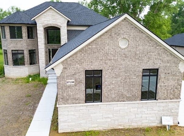 37196 25 Mile, New Baltimore, MI 48047