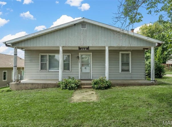 123 N Virginia Avenue, MO 63025