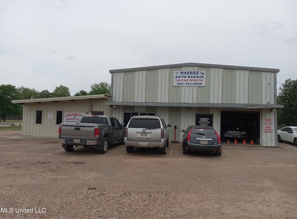 225 Us-82, Indianola, MS 38751