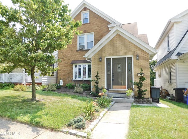 1217 25th Avenue, Altoona, PA 16601
