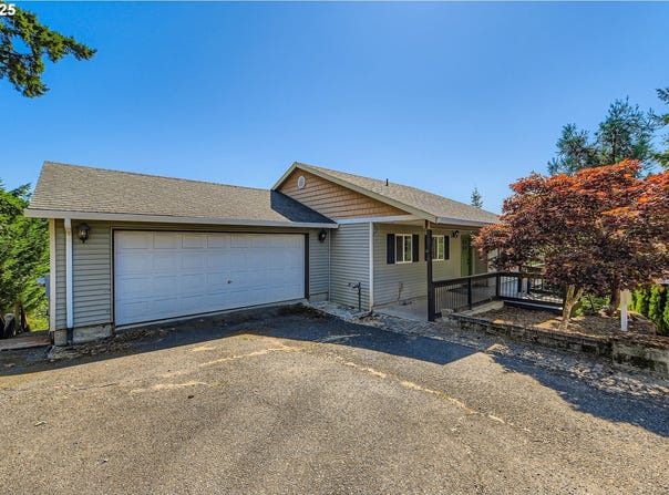 743 SE Forest Glen RD, Estacada, OR 97023
