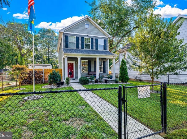 311 N GOVERNORS AVENUE, DOVER, DE 19904