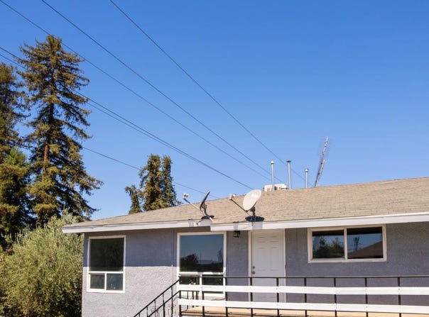 5 E Saginaw Way, Fresno, CA 93704