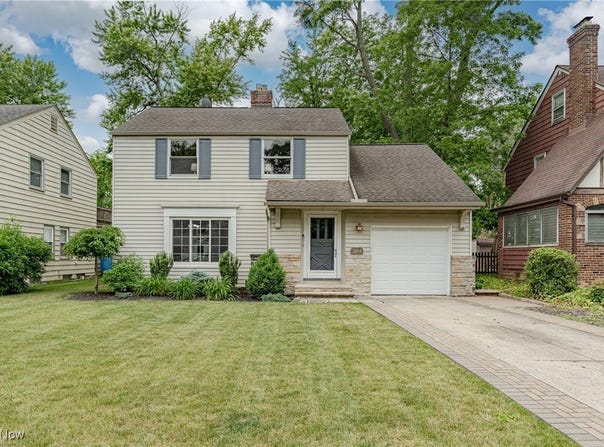 2404 Edgerton Road, University Heights, OH 44118