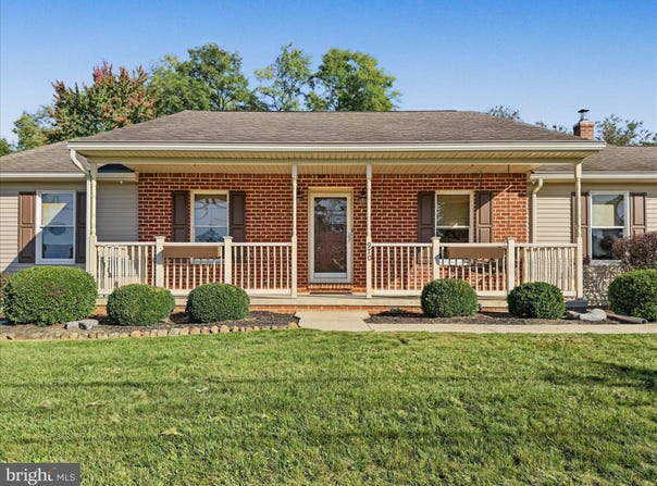 970 EPPLEY Road, MECHANICSBURG, PA 17055