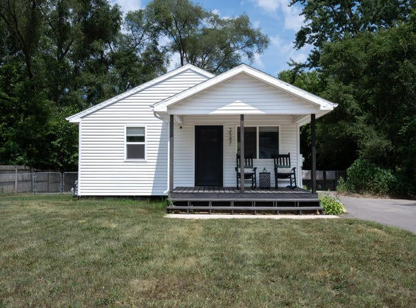 3547 N Blue Creek Road, Benton Harbor, MI 49022
