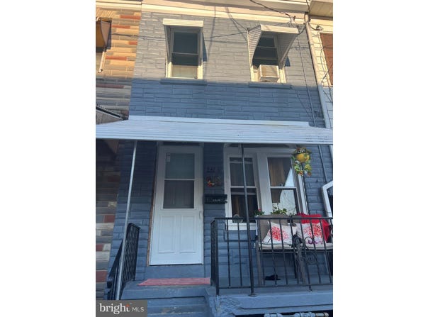 341 S 9TH Street, READING, PA 19602