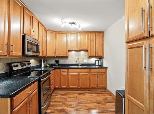 6450 York Avenue S, Edina, MN 55435
