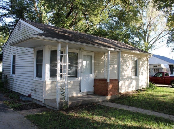 2124 Sloan Street, Manhattan, KS 66502