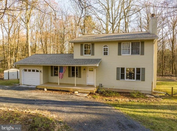 219 ROBINS COURT, SAYLORSBURG, PA 18353