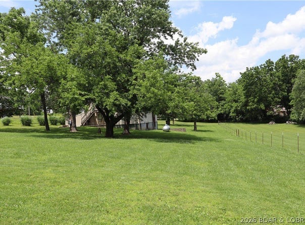 1808 Aurora Street S, Eldon, MO 65026