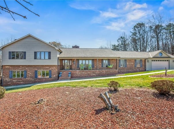 3605 Nc 268, Siloam, NC 27047