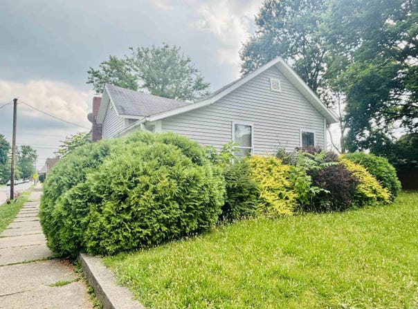 301 W wabash Street, Frankfort, IN 46041
