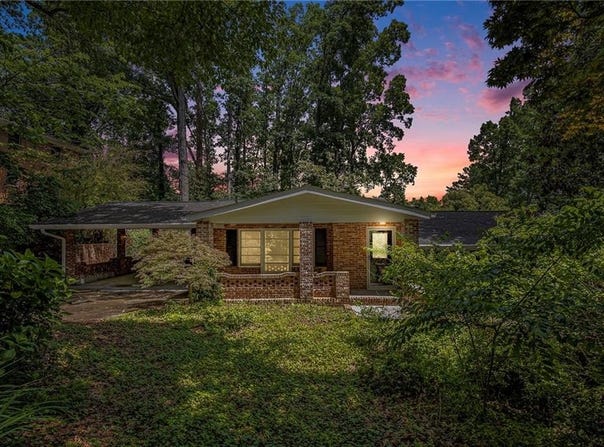 2595 Woodhill Circle, Atlanta, GA 30344