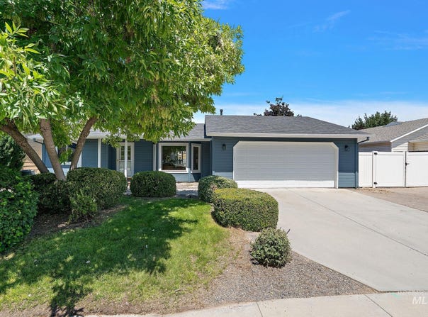 1804 W Sandalwood Dr, Meridian, ID 83646