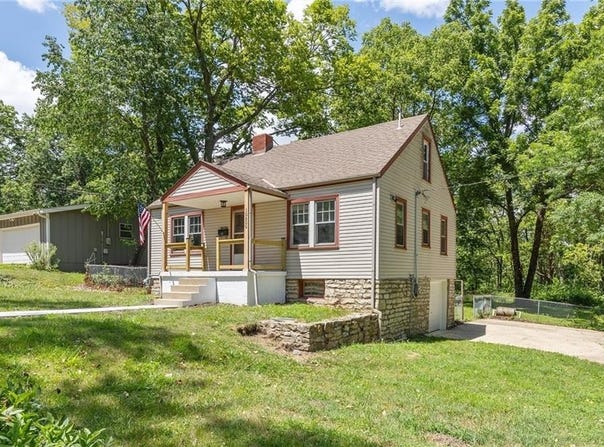 10600 E 71st Terrace, Raytown, MO 64133