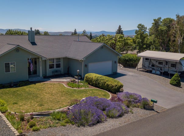 6622 Eberlein Avenue, Klamath Falls, OR 97603