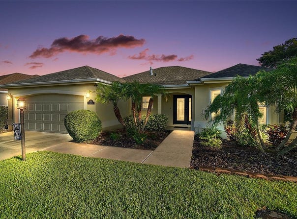 1811 MADERO DRIVE, THE VILLAGES, FL 32159