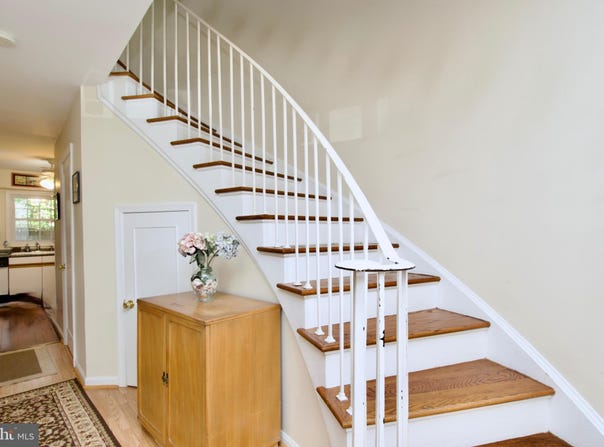 8425 PENSHURST DRIVE, SPRINGFIELD, VA 22152