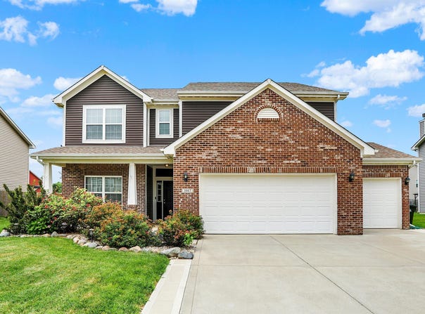 1067 W Limestone Way, Fortville, IN 46040