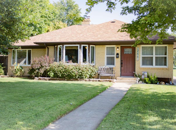 256 E Washington Ave, Kingman, KS 67068